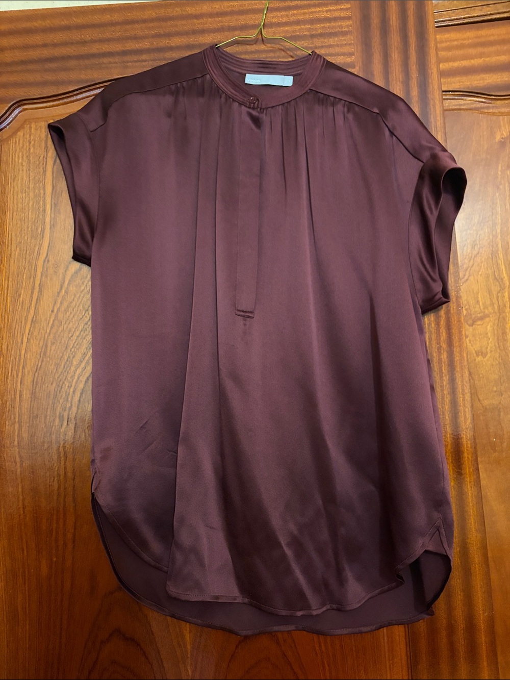 Vince Short-Sleeve Pleated Blouse in brown